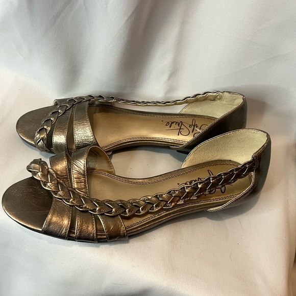 Life Stride Gold Flats with Intricate Woven Design - Picture 3 of 7